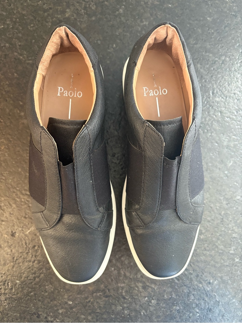 Linea Paola Kaira elevated sneaker in black size 8